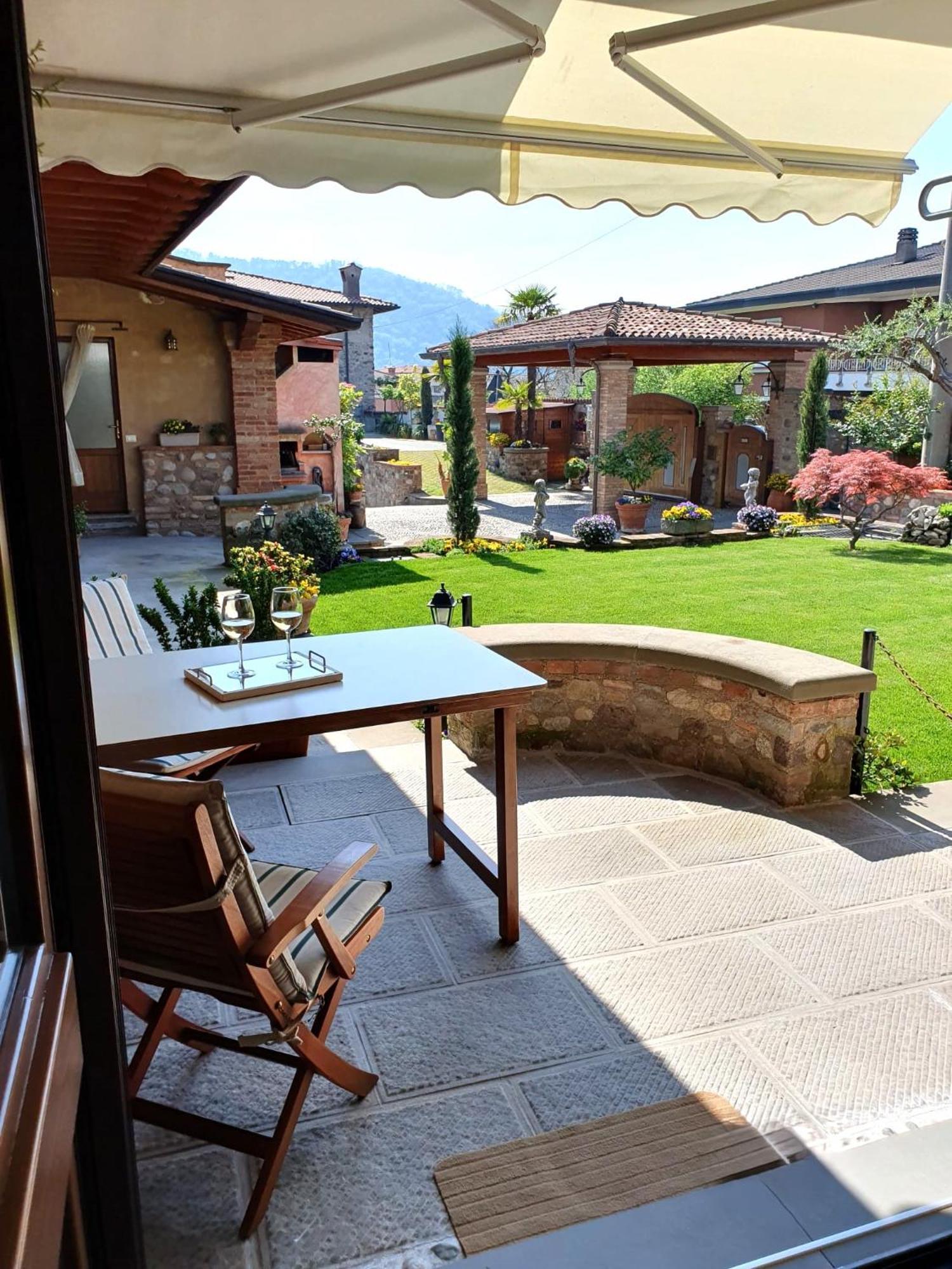 La Corte Del Bona - Vicino Alle Cantine E A Circa 15 Minuti Dal Lago Di Iseo - Lejlighed Erbusco Eksteriør billede